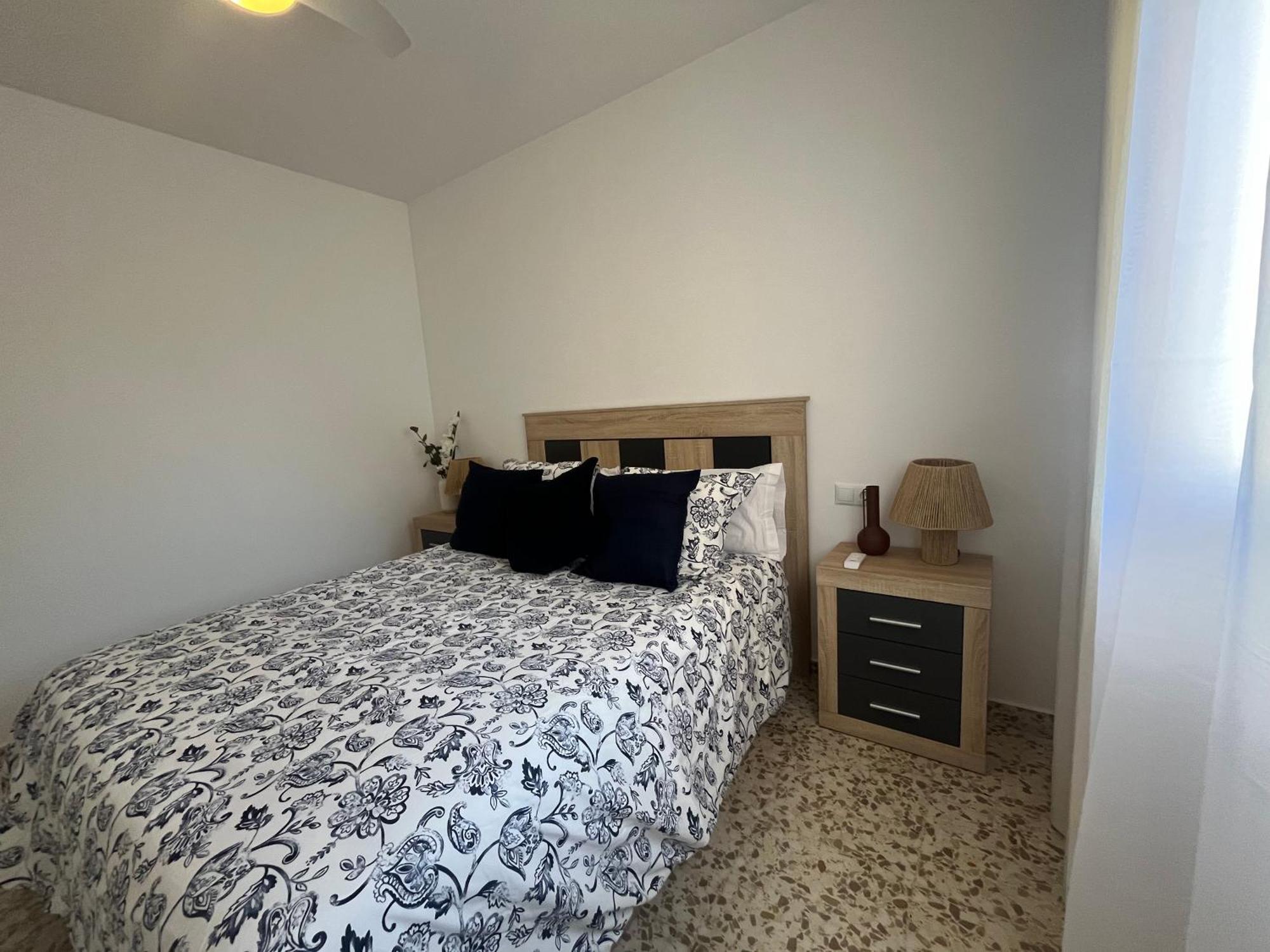 Love Rent4 Malaga Huelin Экстерьер фото