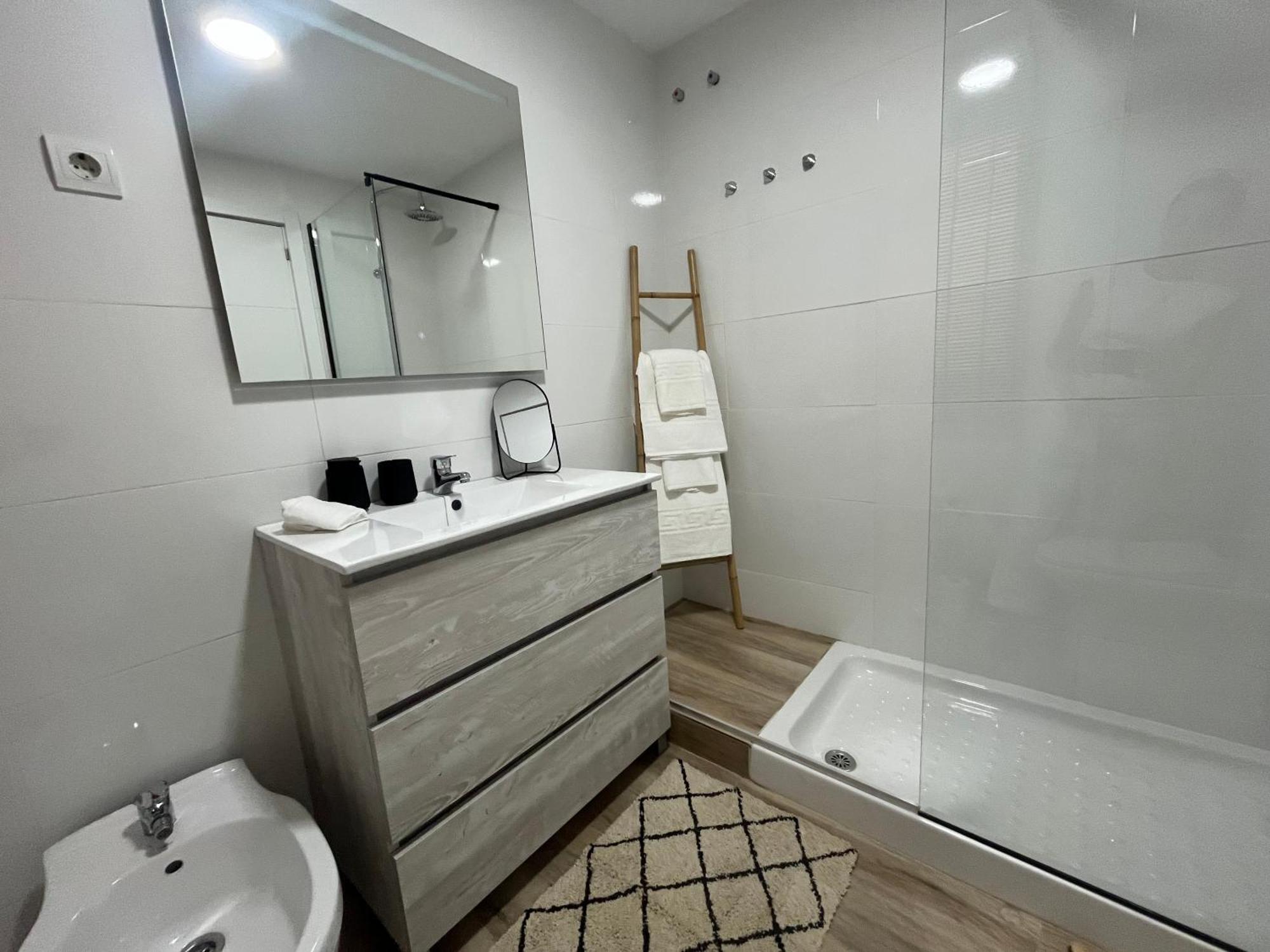 Love Rent4 Malaga Huelin Экстерьер фото