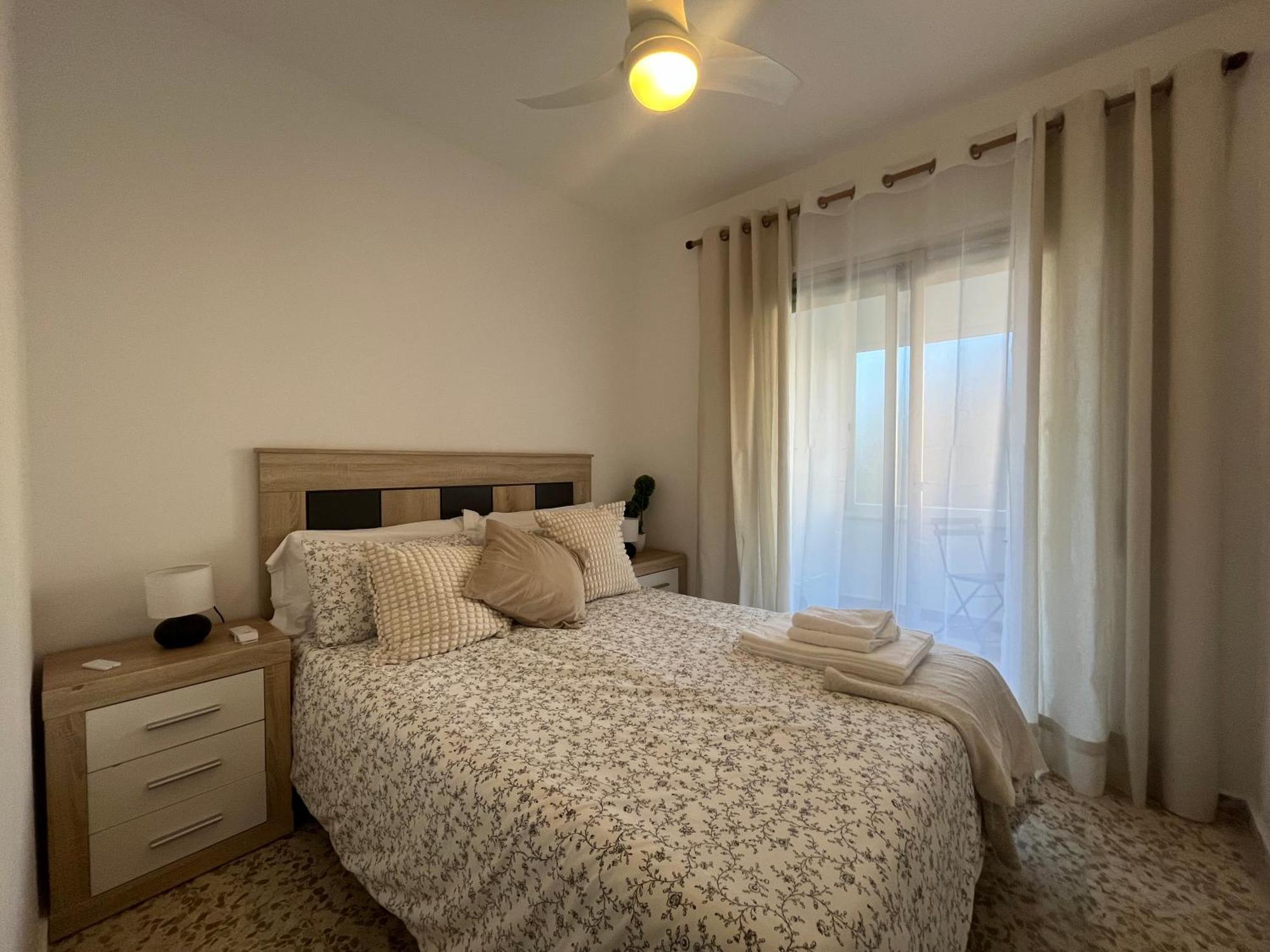 Love Rent4 Malaga Huelin Экстерьер фото